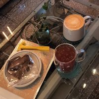 Chocolate comes with a little hammer at PP Coffee - 피피커피 in Seoul