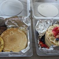 I love it!! Delicious All Vegan Foods!! Looks nonvegan but they are all vegan! Mmmmmmmmm Gooood! 😊 😋 Delicious 🤤 at Lily's Herbs & More in Indialantic