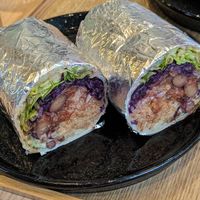 🌯🌱🫘 Vegan Chili Con Carne am Soy Cream - Burrito (890¥) at Dosco Coffee ドスココーヒー in Hiroshima