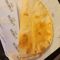 Fladenbrot inkl. zum Falafel Teller at Hallo Beirut in Zurich