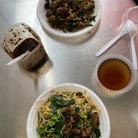 Stir fried big noodle with mushroom and vegetables (bottom) and fried rice with mushroom and vegetables (top) #Veganuary at Mi Bous Kroy Vang - មីបួសក្រោយវាំង in Phnom Penh