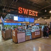 Nice clean and fresh inside at Tilly Kitchen in Chantilly