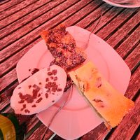 Kleiner Kuchenteller at Sonnenhof Hohenfelden in Hohenfelden