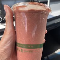 Chocolate Strawberries   at Hempy's Shake and Wake in Wailuku