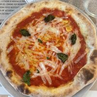 Pizza Margherita with Vegan Mozarella  at I Dissonanti in Modena