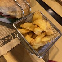 Patatine fritte  at Cheers Birreria Gourmet in Turin