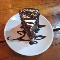 Pastel vegano at Pizzeria Distrito Vegano in Merida