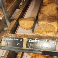 Vegan options at Backstube Tromsoe in Tromsoe