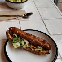 Banh Mi and Jack's Bowl at Wild & The Moon - Arnold Schönberglaan in Amsterdam