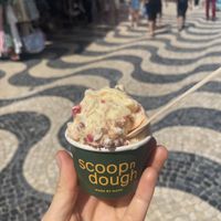 Passionfruit macaron  at Scoop 'n Dough in Cascais