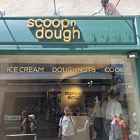   at Scoop 'n Dough in Cascais