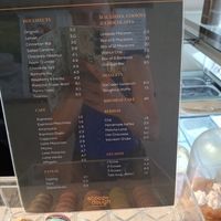 Prices at Scoop 'n Dough in Cascais