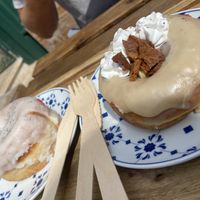 Banoffee and Lemon Doughnut  at Scoop 'n Dough in Cascais