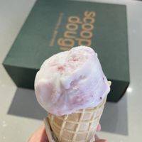 Blueberry lemonade   at Scoop 'n Dough in Cascais