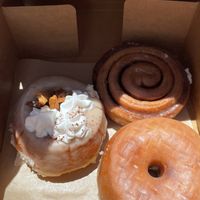 Donuts and cinnamon roll  at Scoop 'n Dough in Cascais