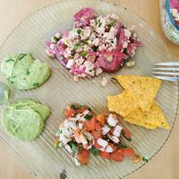 Ceviche, pico de gallo y guacamole at Gran Vida in Mairena Del Aljarafe