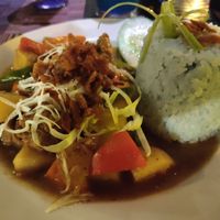 Yellow curry at Villa Potenciana Restaurant in Malapascua Island