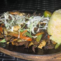 Sigsig vegan con setas y tofu. Segundo día. Plato filipino bastante sabroso. at Villa Potenciana Restaurant in Malapascua Island