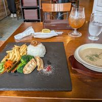 Curry came with rice, chips and veg ❤️ at Kamaya Café du Reverbere in Nikko