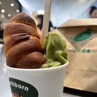 Vegan mini salted butter bread with Macha tofu icecream   at Earthborn - 지구본 in Incheon