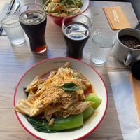 I chose the sesame bowl with the widest noodles and my mom chose the peanut with a smaller size noodle! Definitely go for the peanut one if you’re after something more refreshing at Jumbowl Noodle Restaurant (Big Bowl Noodle) in Helsinki