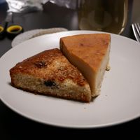 Blueberry-coconut cake and cheese cake at Chat - アリサの北海道お菓子店 in Sapporo