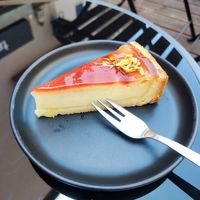 Strawberry Cheescake at hei.mat specialty coffee in Hannover