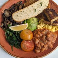 🍽️ Big Breakky (540PHP | 9.6$) at SHAKA - Salcedo Village Makati in Makati