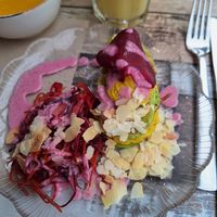 pancake with humus and salad at Popi's Family in Le Havre