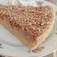 Pecan pie at Popi's Family in Le Havre