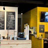 Counter service  at Lucky Goose  in Albuquerque