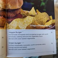 Vegan veggie burger at Dolce Green - Bluewaters Island in Dubai