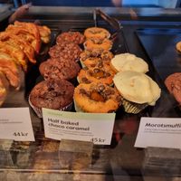 Labelled vegan muffin at Espresso House - Drottninggatan in Stockholm