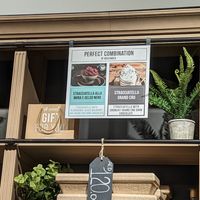 Vegan items labelled at Gelateria La Romana in Dubai