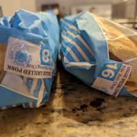 Clearly labeled ❤️ at Đông Hưng Viên Bakery in Westminster