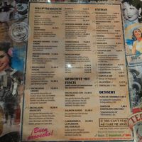 Einmal die Karte mit klarer Kennzeichnung der veganen Optionen und der vegane Burrito at CAFE ESPECIAL in Saarbrucken