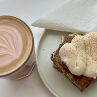 Rose Cardamom latte & cinnamon bun  at To Live For in Vancouver