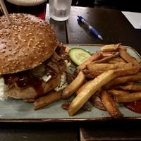 Veganer Pulled Pork Burger  at Dubliner Irish Pub in Erfurt