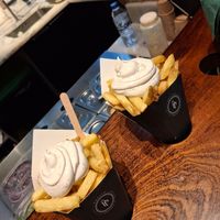 Medium fries with vegan truffle mayo at Potato Project in Lisbon