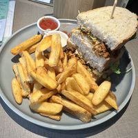 Bahn Miau sandwich   at Katzentempel - Hannover in Hannover