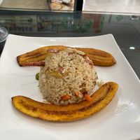 Rice with vegetables and fried plantain at Vital in Santa Marta