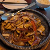 Sizzling king mushroom in black pepper sauce at Tofu Vegan - Spitalfields in East London