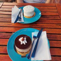 Front: hazelnut, back: raffaello at Café Allerlei in Trier
