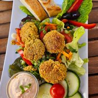 Falafel mit Salat at Café Allerlei in Trier