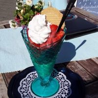 Strawberries :)all vegan at Café Allerlei in Trier