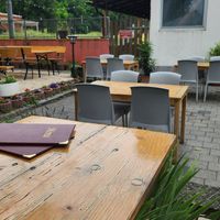 Biergarten at Bocciabahn Tübingen - Juegos de Bochas in Tubingen