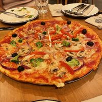Giardiniera - vegan pizza   at Pizza Express in Dubai