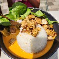 Vegan curry bowl at kantiin in Wiesbaden