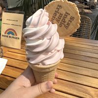 strawberry&vanilla softice  at Indie Burger in Graz