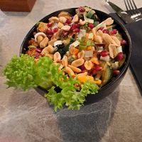 Peanut Crunch Bowl at greenhouse Café & PopUp in Esslingen